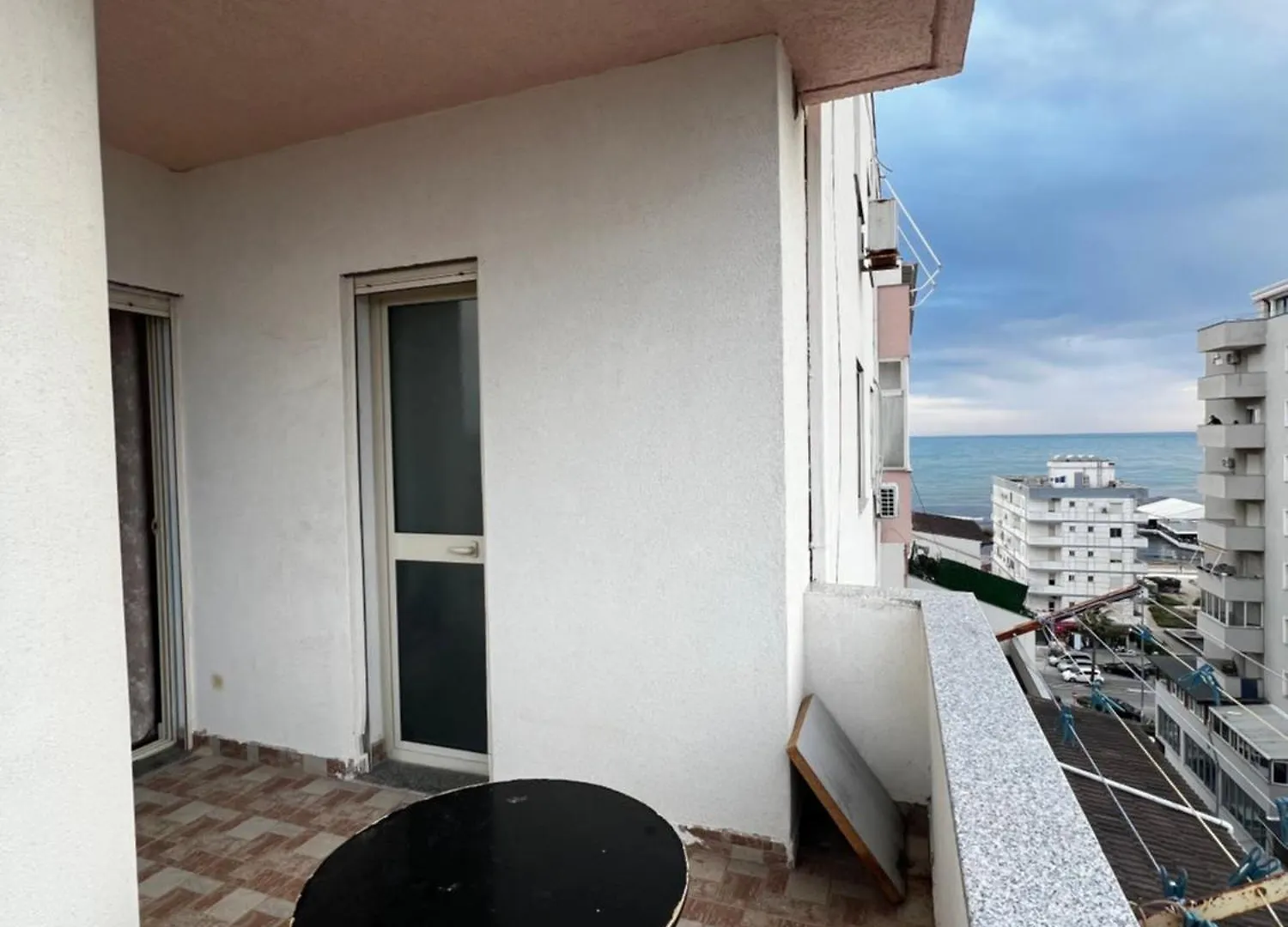 Arti Apartments Dıraç
